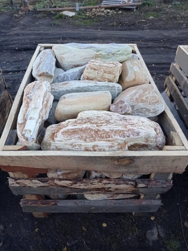 Златолит жёлтый, жёлто-зелёный глыбки и валуны для ланшафтного дизайна купить в Чебоксарах