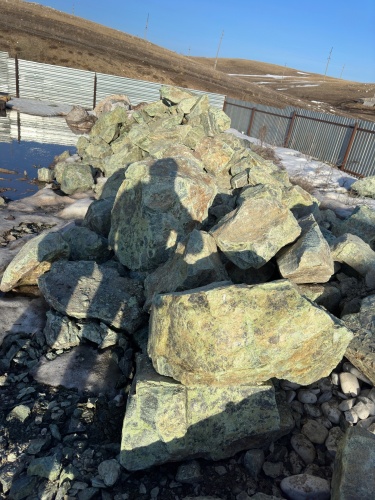 Камни для ландшафтного дизайна зелёные 10-60 килограмм купить в Чебоксарах