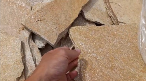 Плитняк златолит жёлтый золотистый для отмостки купить в Чебоксарах