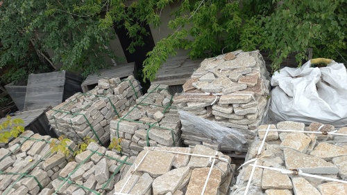 Гранитный плитняк галтованный для парковки купить в Чебоксарах