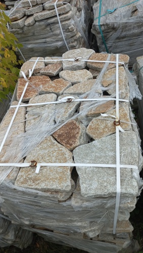 Плитняк галтованный гранитный для ландшафтного дизайна купить в Чебоксарах