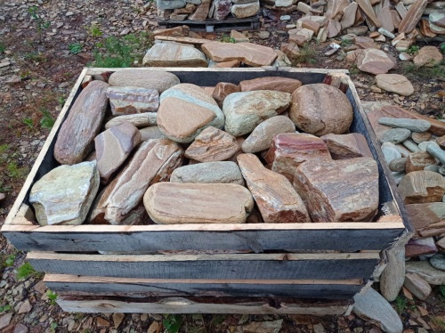 Златолит жёлтый, жёлто-зелёный глыбки и валуны для ланшафтного дизайна купить в Чебоксарах