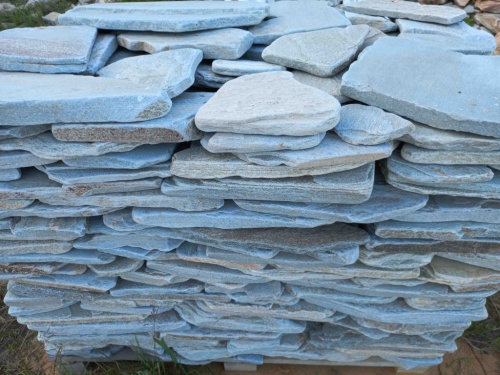 Плитняк златолит зелёный галтованный для цоколя купить в Чебоксарах