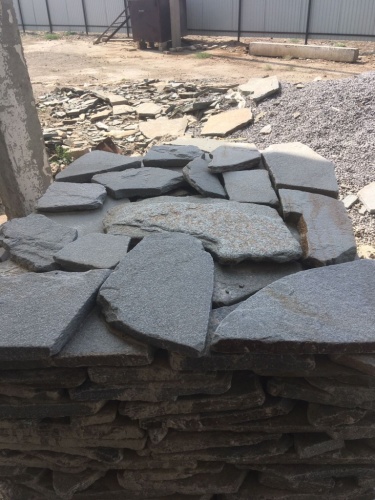 Златолит серебристый галтованный для лестниц купить в Чебоксарах